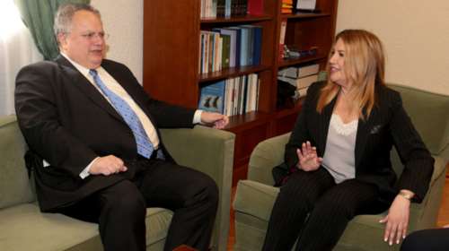 Φώφη προς Κοτζιά: Καθαρή η θέση του Κινήματος Αλλαγής στο σκοπιανό