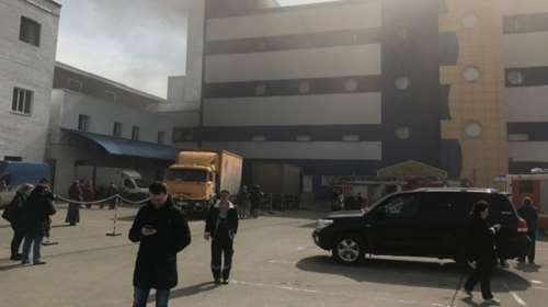 Φωτιά σε εμπορικό κέντρο στη Μόσχα - Τουλάχιστον ένας νεκρός (βίντεο)