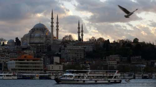 Ο Βόσπορος, η Αγια Σοφιά, οι ουρανοξύστες και η μελαγχολία...