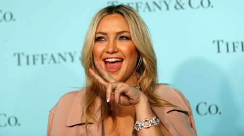 Κέιτ Χάντσον: Ένα κοριτσάκι βρίσκεται καθ&#39; οδόν...(Video)