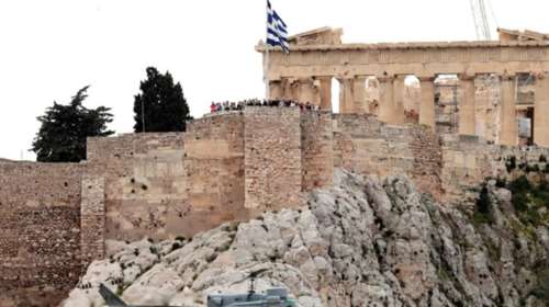 Die Zeit: Ολοένα και περισσότεροι Τούρκοι αναζητούν άσυλο στην Ελλάδα