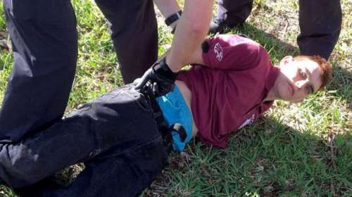 Ο μακελάρης της Φλόριντας κάνει τώρα και... δωρεά!