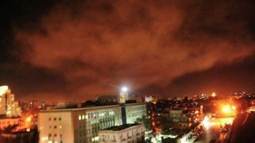 ΗΠΑ, Βρετανία και Γαλλία βομβάρδισαν στόχους στη Συρία