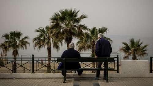 &quot;Έκατσε&quot; πάλι πάνω από την Αθήνα η αφρικανική σκόνη