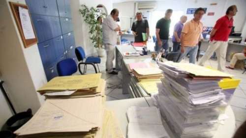 Στο «κόκκινο» τα φέσια προς το Δημόσιο - Εφτασαν τα 101,6 δισ. ευρώ