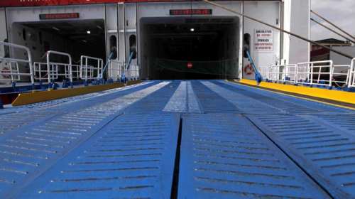 Χωρίς πλοία την Τετάρτη - 24ωρη απεργία από την ΠΝΟ