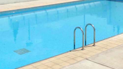 Χαλκιδική: Συνελήφθη η ομαδάρχισσα - Πώς έγινε η τραγωδία - Η 8χρονη διέφυγε της προσοχής, πήγε στην πισίνα που ήταν κλειστή