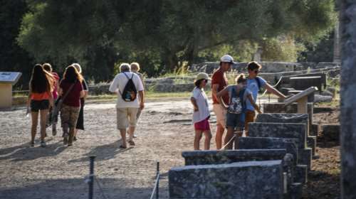 Αρχαιοφύλακες: Απόλυτο αλαλούμ στους αρχαιολογικούς χώρους