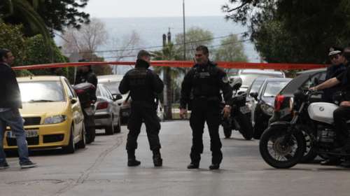 Ξήλωσαν δύο ταμεία σε σούπερ μάρκετ στη Νέα Φιλαδέλφεια