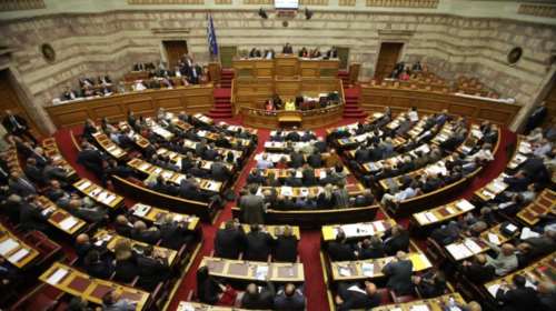 Βουλή: Κατατέθηκε το νομοσχέδιο για την πώληση λιγνιτικών μονάδων της ΔΕΗ