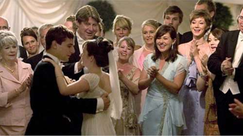 Τζούλιαν Μουρ και Μισέλ Ουίλιαμς μαζί στο  After the Wedding