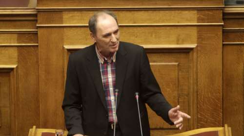 Σταθάκης: Μόνο για 6 χρόνια απαγόρευση απολύσεων στις λιγνιτικές μονάδες