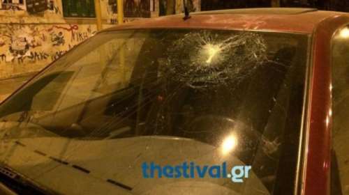 Έσπασαν καταστήματα και ΙΧ στην Καλαμαριά Θεσσαλονίκης