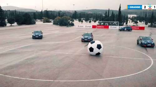 Το Nissan MICRA  ξέρει να παίζει και ποδόσφαιρο!