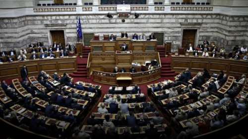 Η αναδοχή από ομόφυλα ζευγάρια ανάβει &quot;φωτιές&quot; στον ΣΥΡΙΖΑ