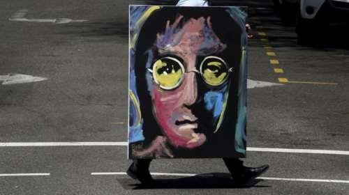 Περίεργο σκίτσο του Λένον ως Χίτλερ πουλήθηκε για 45.000 δολ.