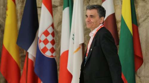 Τσακαλώτος: Ενισχυμένη παρακολούθηση, όχι αξιολογήσεις