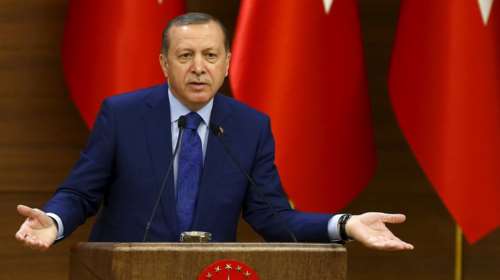 Die Zeit: Μπορεί κανείς να νικήσει τον Ερντογάν;