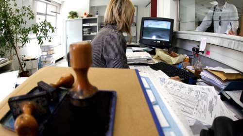 Υπ. Εργασίας: Από το Μάιο του  &#39;16 έχουν βγει 24.000 συντάξεις