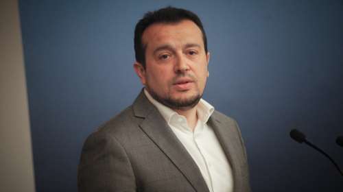 Παππάς: Η ίδια η ...ζωή έλυσε το θέμα του αριθμού των καναλιών