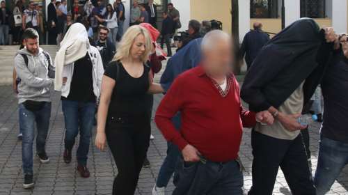 Σε εξέλιξη οι πρώτες απολογίες για την παράνομη διακίνηση αντικαρκινικών