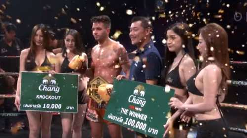 Ο Έλληνας μαχητής που &quot;σαρώνει&quot; στο Μουάι Τάι στην Ταϋλάνδη (βίντεο)