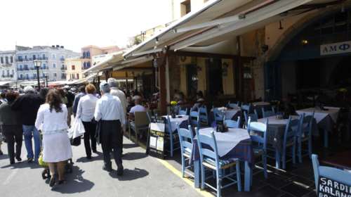 Αιφνιδιαστικό ντου της Εφορίας την Πρωτομαγιά: Μοίρασαν λουκέτα &amp; πρόστιμα