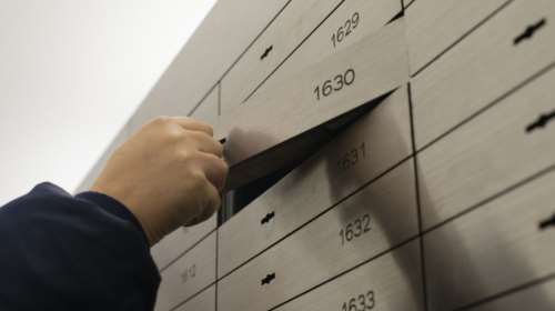 Ετσι έγινε το ριφιφί στις θυρίδες της τράπεζας στο Νέο Ψυχικό- Πώς εξαφανίστηκαν μεγάλα ποσά και κοσμήματα μεγάλης αξίας