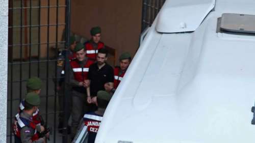 Νέο αίτημα αποφυλάκισης από τους δύο έλληνες στρατιωτικούς