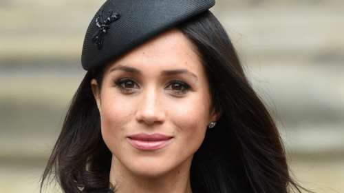 Πρωτοφανής κίνηση: Ο Κάρολος θα παραδώσει τη Μέγκαν Μαρκλ στον Χάρι