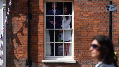 Μάννα εξ ουρανού ο βασιλικός γάμος για τους μαγαζάτορες στο Ουίνδσορ