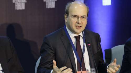 Χατζηδάκης: Μέλη της ΝΔ αυτοί που χτύπησαν εμένα και τον Κουμουτσάκο;