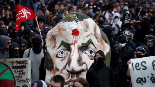 Συμπλοκές στο Παρίσι σε διαδήλωση δημοσίων υπαλλήλων