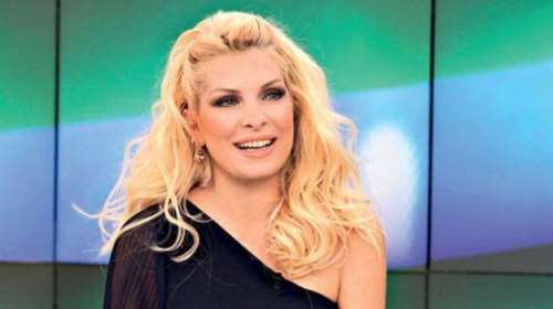 Μενεγάκη: Η φωτογραφία στο Instagram με τις κόρες της σε πεζοπορία στα Αχλα