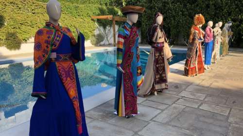 Δωρεά στο ΠΙΟΠ τα υπέροχα θεατρικά κοστούμια της Οπερας του Πεκίνου