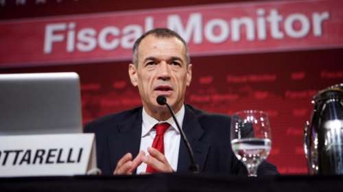 Κοτταρέλι: Ένας πρώην υπάλληλος του ΔΝΤ, ο νέος πρωθυπουργός στην Ιταλία