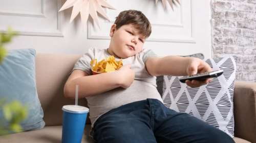 Υπέρβαρα το 42% των αγοριών &amp; το 38% των κοριτσιών στην Ελλάδα