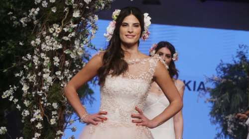 Η αποκάλυψη για το νυφικό της Μπόμπα: Θα είναι χαλαρό, boho και...