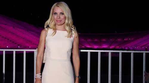 Ελένη Μενεγάκη: Πήγε για μπάνιο και δεν φαντάζεστε τι βρήκε στην παραλία