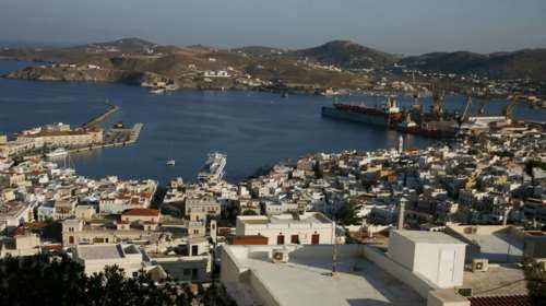 Πορεία διαμαρτυρίας στην Ερμούπουλη για την οικονομική πολιτική