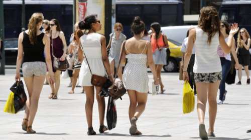 Επιμένει ο καύσωνας - έως 35 βαθμούς η θερμοκρασία