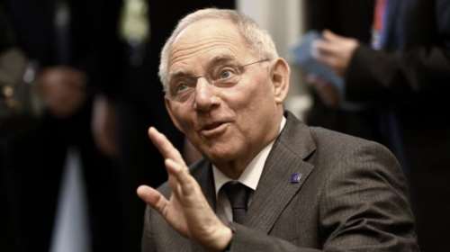 Σόιμπλε: Βελτιωμένη η οικονομική κατάσταση στην Ελλάδα