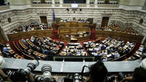 Μεσοπρόθεσμο: 1 δισ. παραπάνω τα μέτρα από τα αντίμετρα