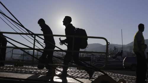 Μυτιλήνη: Πρόσφυγας προσπάθησε να φύγει κρυμμένος σε βαλίτσα