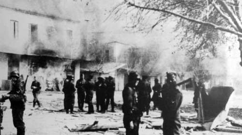 Γερμανός πρέσβης: Να μην ξεχαστούν τα εγκλήματα στο Δίστομο