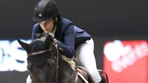 Αθηνά Ωνάση: Η άσχημη πτώση της από το άλογο σε ιππικούς αγώνες [Βίντεο]