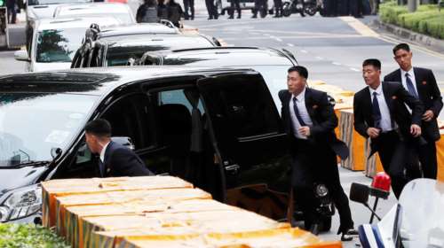 Οι αφίξεις Τραμπ και Κιμ στη Σιγκαπούρη