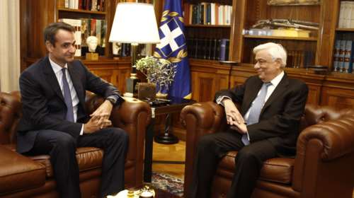 Άμεση συνάντηση με Παυλόπουλο ζήτησε ο Μητσοτάκης