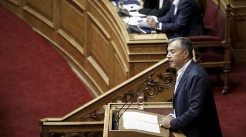 Υπέρ της πρότασης δυσπιστίας το Ποτάμι- Αιχμές προς Γεννηματά