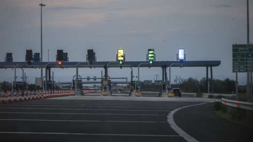 Κάμερες για βεβαίωση παραβάσεων σε 4 σταθμούς διοδίων